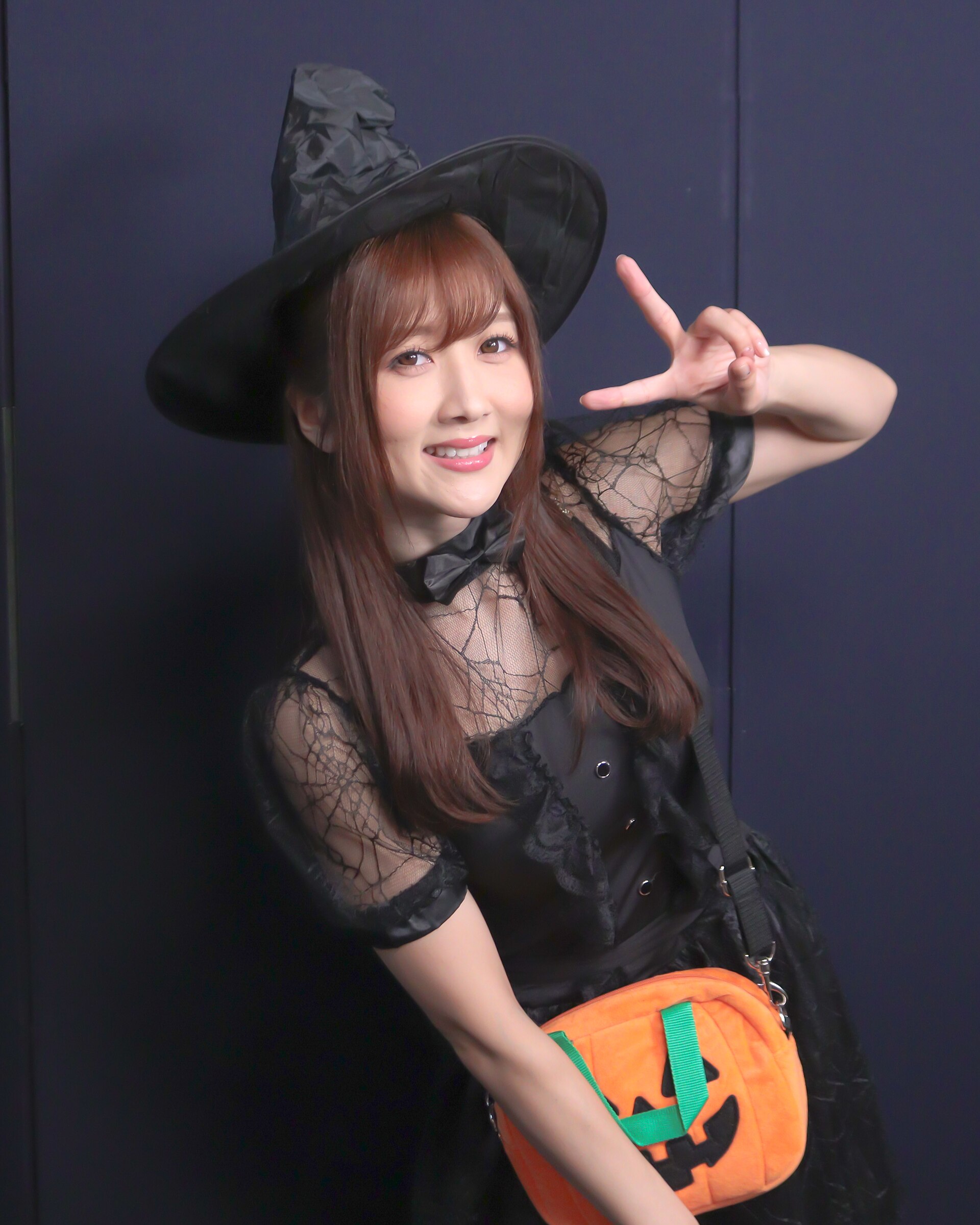 Hibiki Otsuki, Japanese performer, actress & singer