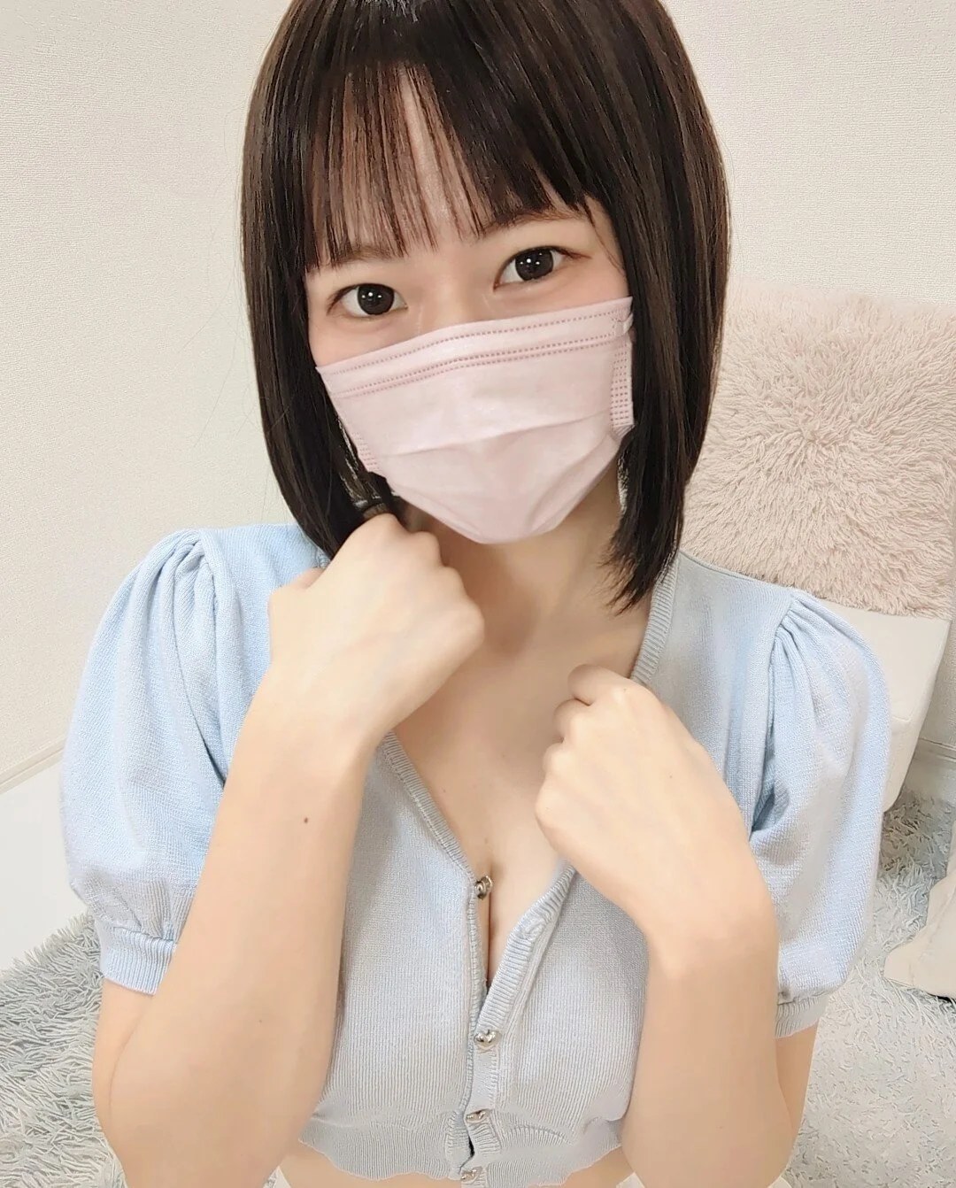 im-yu-na, photograph published on her own streaming profile
