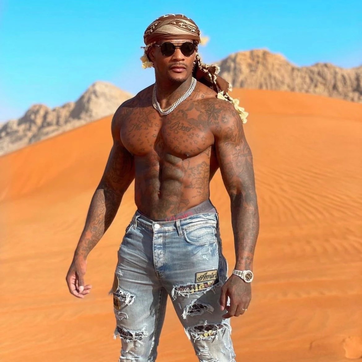 Jason Luv photograph